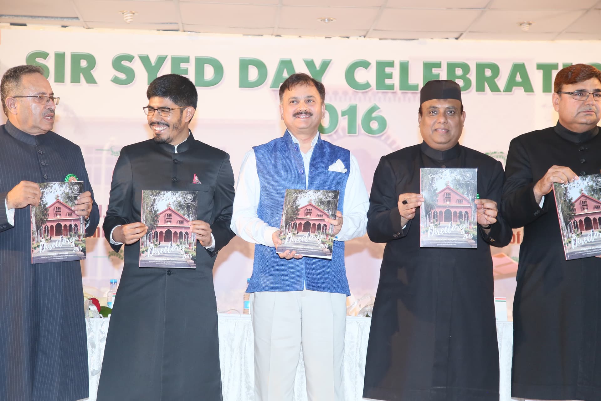 Sir Syed Day 2016, Jeddah. Photograph 49 of 101.