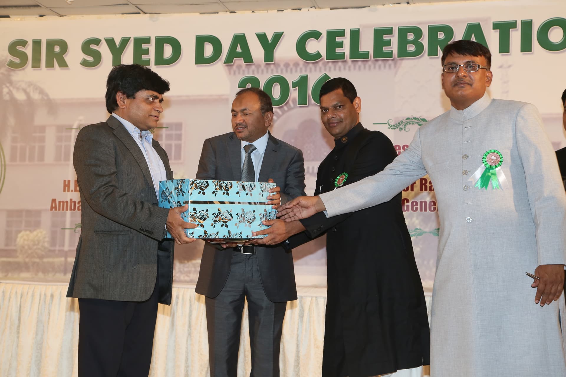 Sir Syed Day 2016, Jeddah. Photograph 78 of 101.